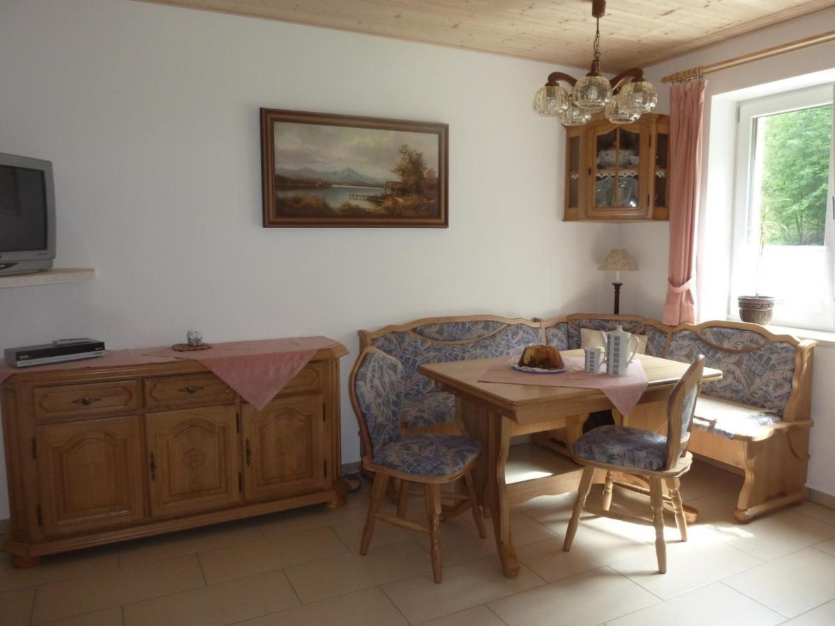 Gaestehaus Forstner Loich Pokoj fotografie